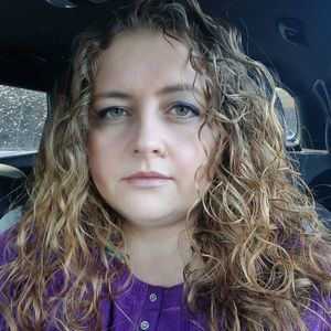 Meet your Posher, Jenn